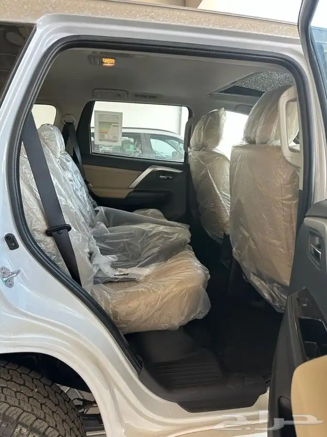 ميتسوبيشي منتيرو 2023دبل ديزل سبورت العيسائي 4