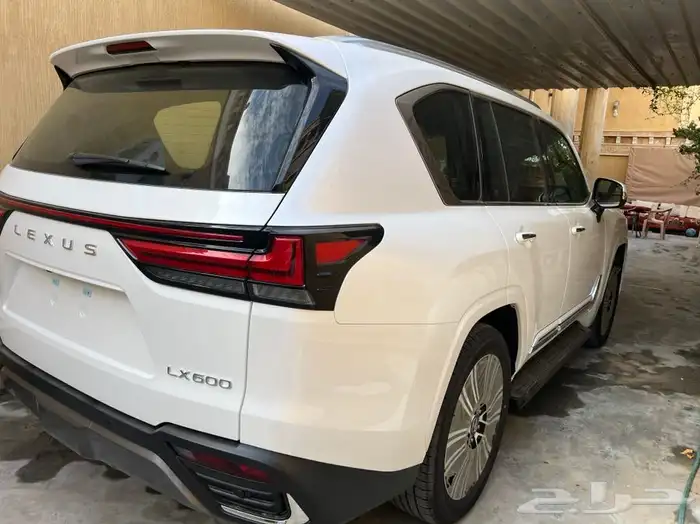 لكزس LX 600 BB 2023 4