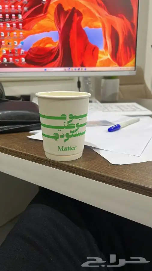 طباعة استيكر   بنر تركيب استيكر تصنيع وتركيب لوحات مضاءة 17
