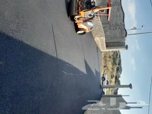 اعمل الاسفلت ودك الارضي والتخطيط 11
