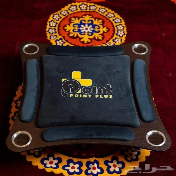 طاولة بلوت أرضية منحنية 3