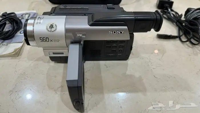 (تم البيع) كاميرا فيديو سوني هاي ايت شريط Hi8 8mm 1