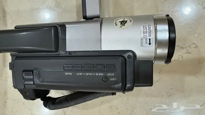 (تم البيع) كاميرا فيديو سوني هاي ايت شريط Hi8 8mm 2