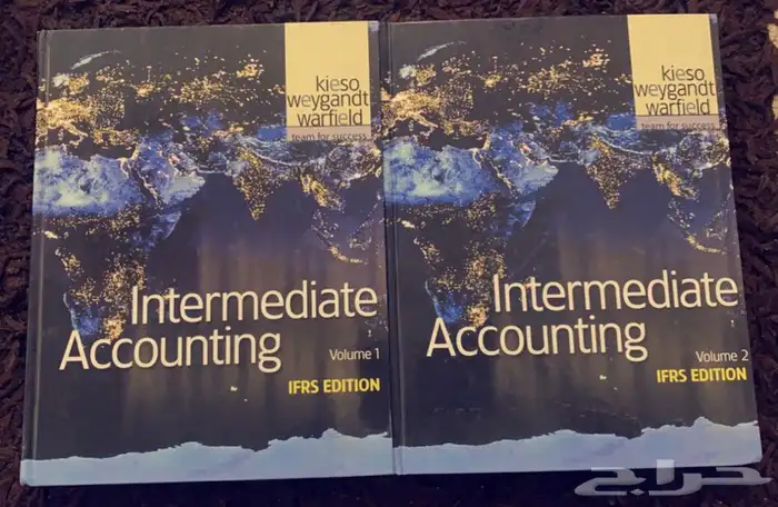 للبيع كتب انترناشونال 8