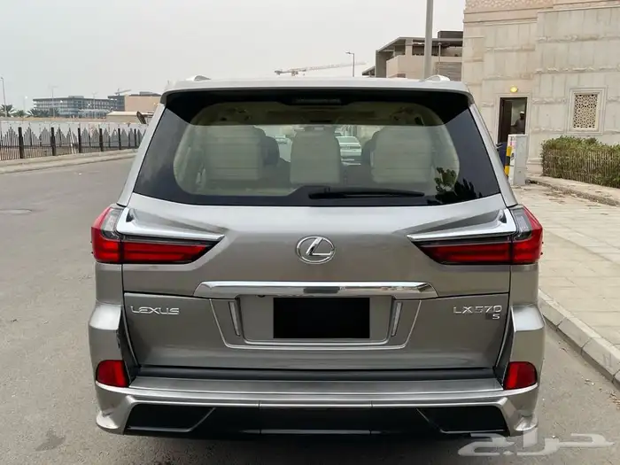 لكزس LX570 الموديل 2018 نظيف (تم البيع) 8