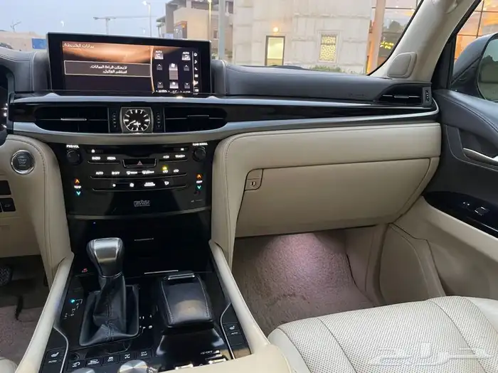 لكزس LX570 الموديل 2018 نظيف (تم البيع) 59