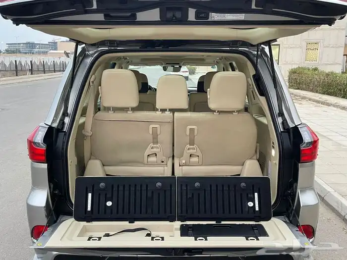 لكزس LX570 الموديل 2018 نظيف (تم البيع) 37
