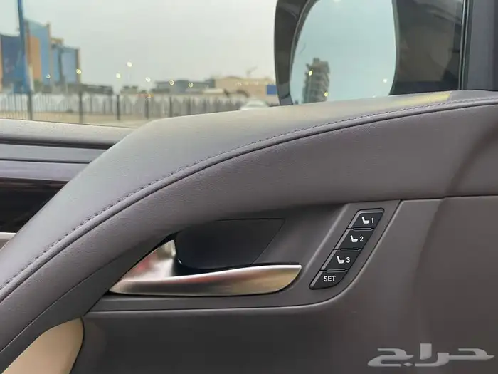 لكزس LX570 الموديل 2018 نظيف (تم البيع) 27