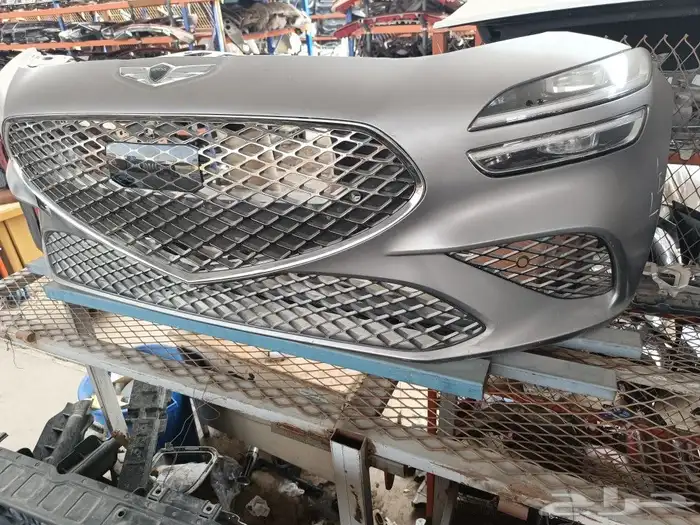 صدام وشمعات جنسس G70 0