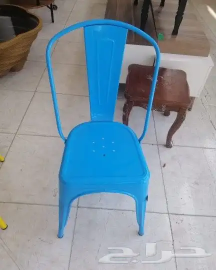 كراسي حديد 2