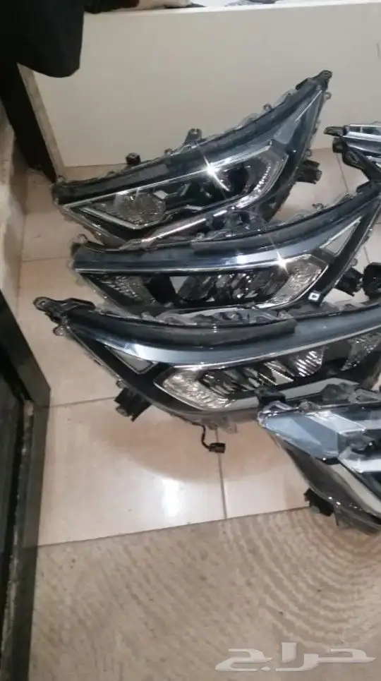 شمعات تايوتا رافور 2023 0