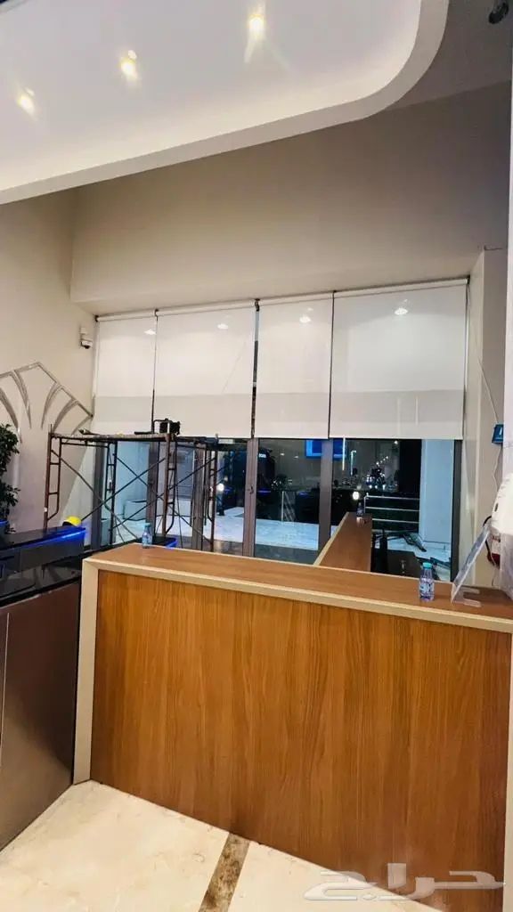 ستائر الرول 10