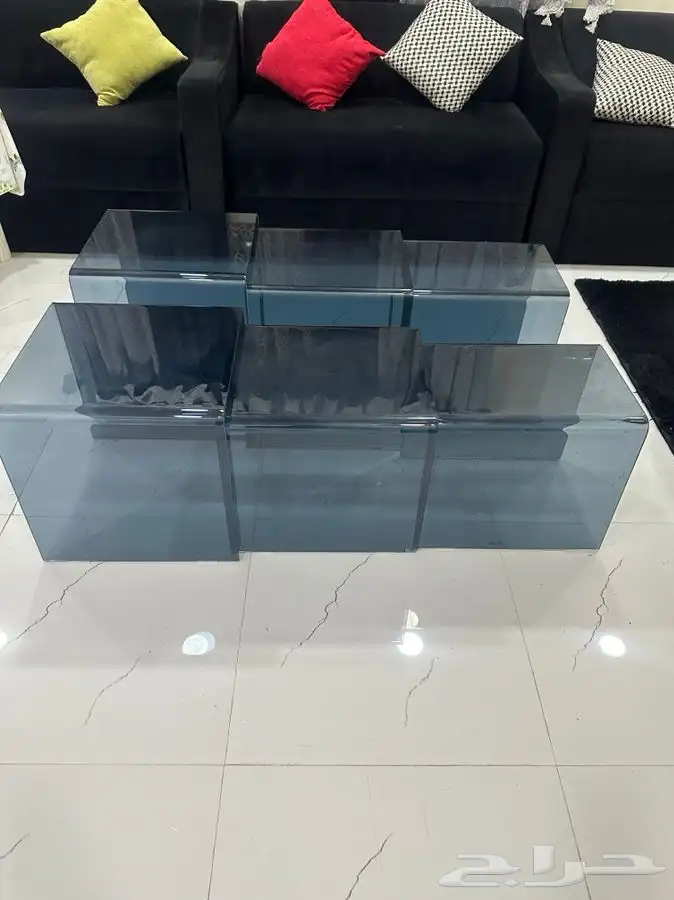 طاولات ضيفه فخمه لم تستحدم زجاج طقمين 2
