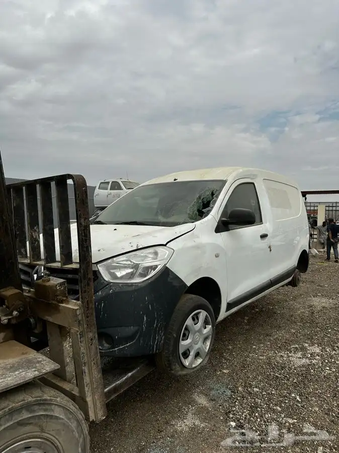 تشليح رينو دوكر بضاعه 2016 قطع غيار 0