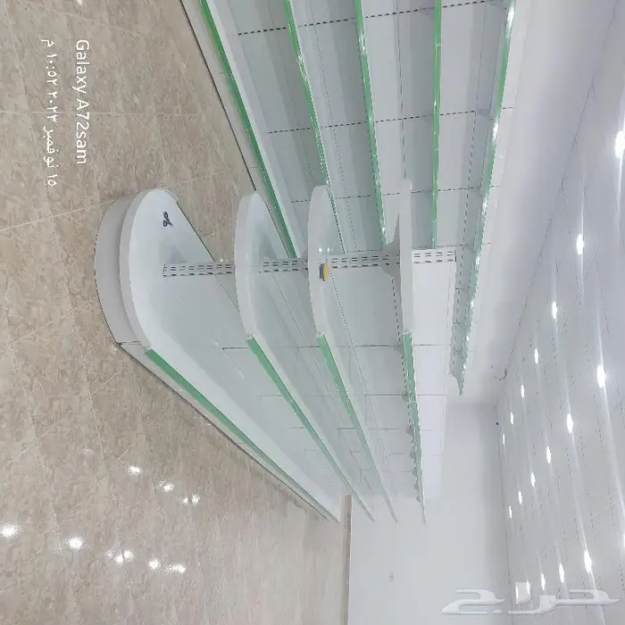 رفوف سوبر ماركت 1