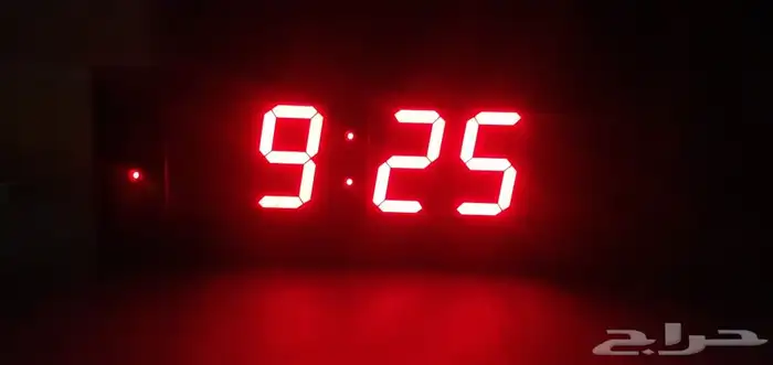 للبيع ساعه جداريه رقميه 1