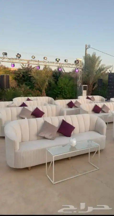 تأجير كنب طاولات طعام 8