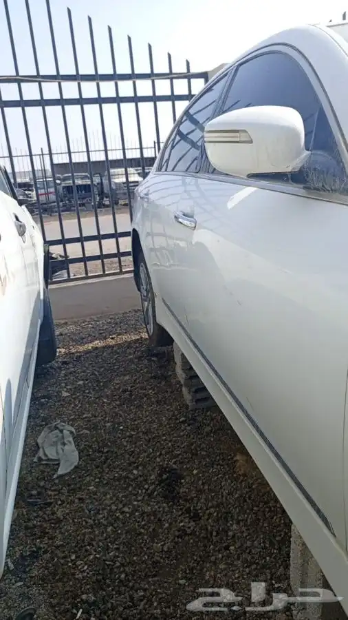 جنسس 2013 قطع غيار تشليح 3