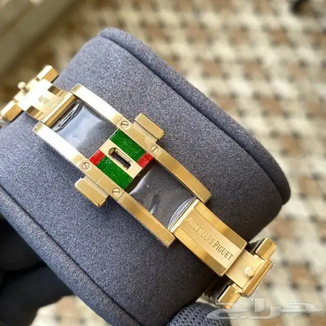 مجموعة ساعات من ادمار 8