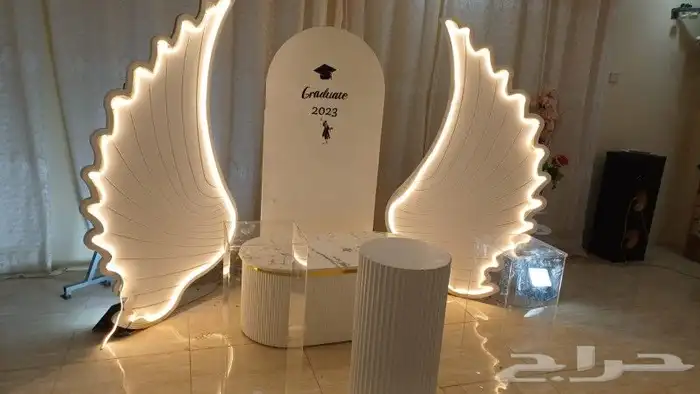 استاندات طاولات للايجار 3
