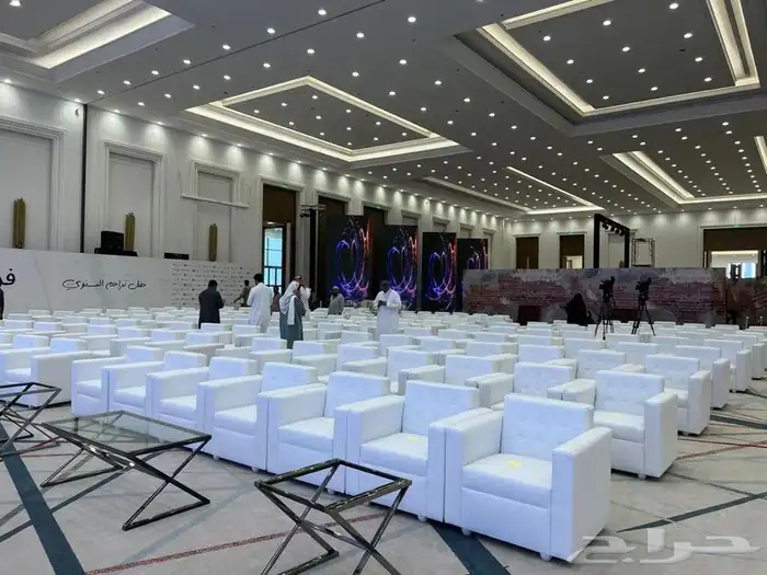 تأجير كنب طاولات طعام 9