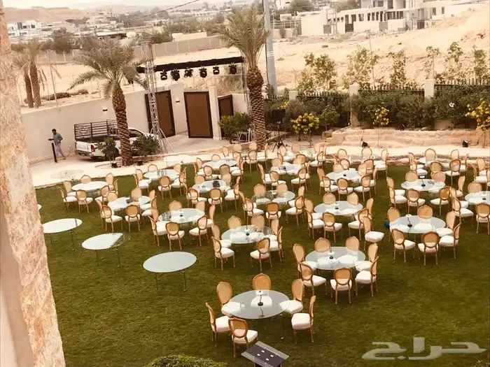 تأجير كنب طاولات طعام 1