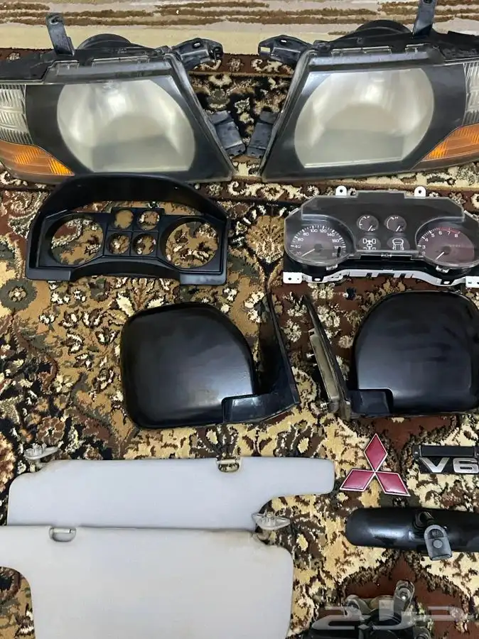 قطع جيب مستبيشي باجيرو 2002 الجميع اصلي وكاله نضيف 10