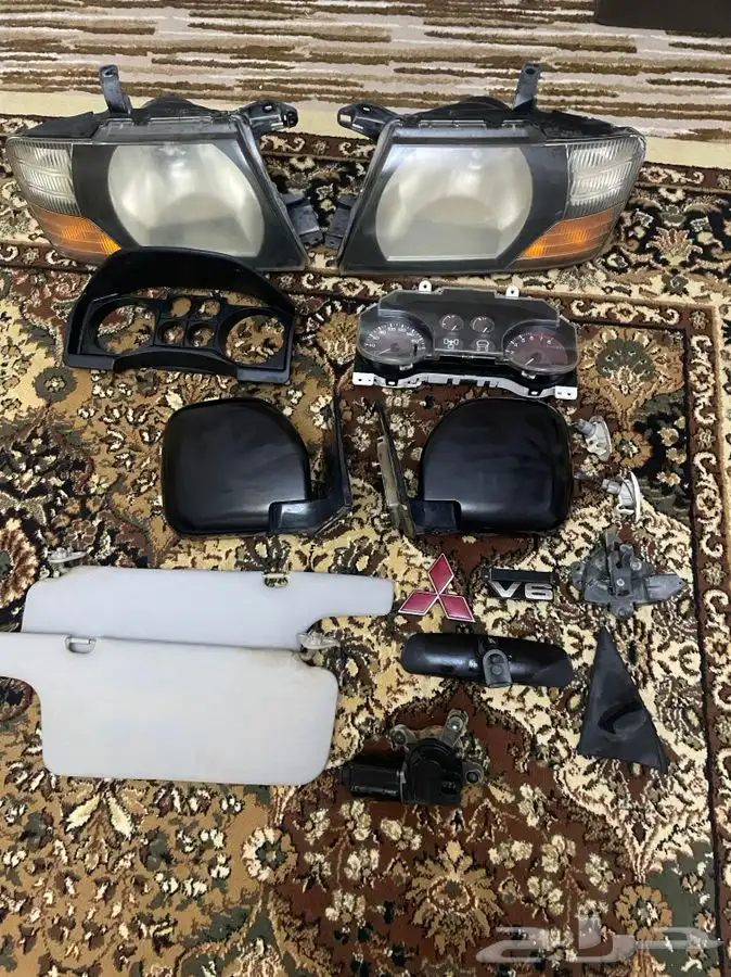 قطع جيب مستبيشي باجيرو 2002 الجميع اصلي وكاله نضيف 2