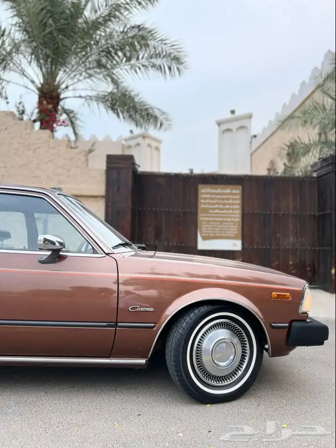 تويوتا كرونا كلاسيك 1980 شد بلد مخزنه وكالة ( تم البيع ) . 16