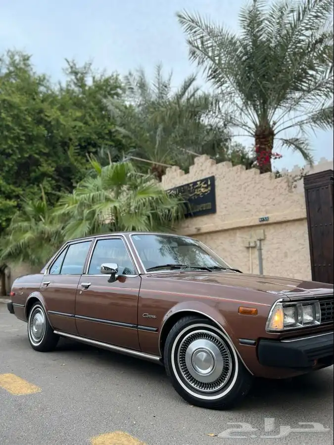 تويوتا كرونا كلاسيك 1980 شد بلد مخزنه وكالة ( تم البيع ) . 13