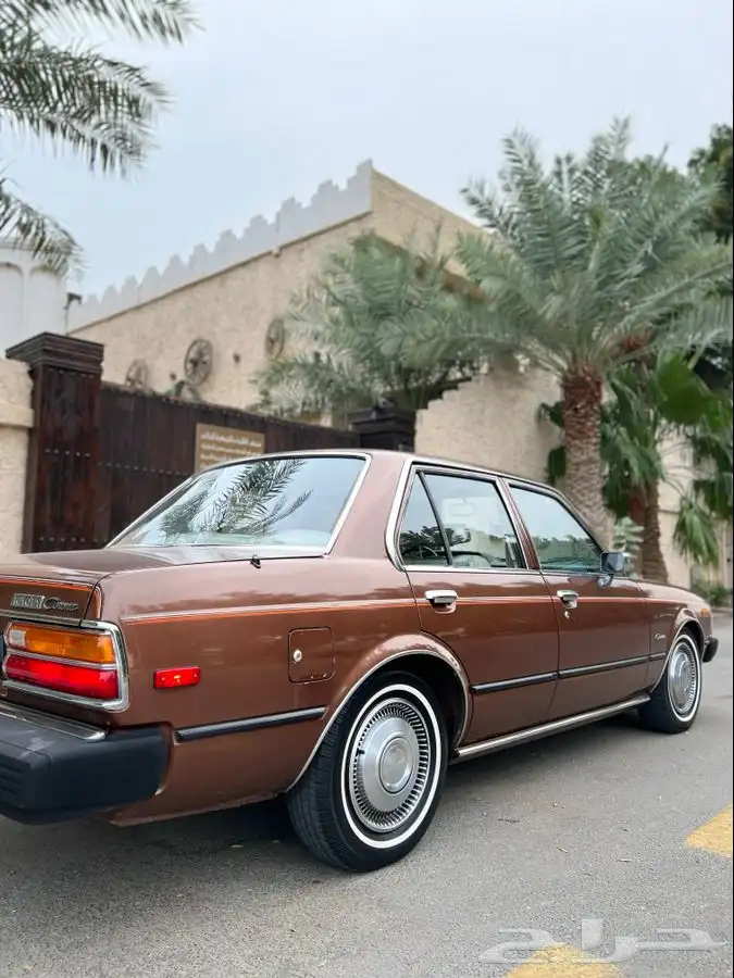 تويوتا كرونا كلاسيك 1980 شد بلد مخزنه وكالة ( تم البيع ) . 20