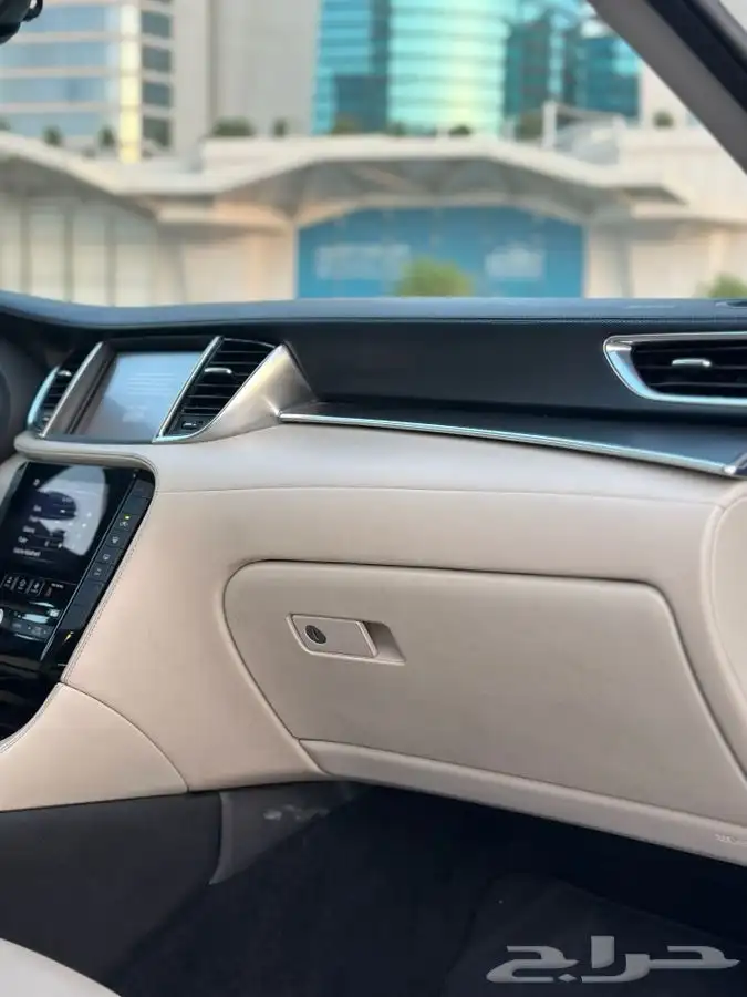 (تم البيع) انفينتي QX50 موديل 2020 نظيف جدا 35