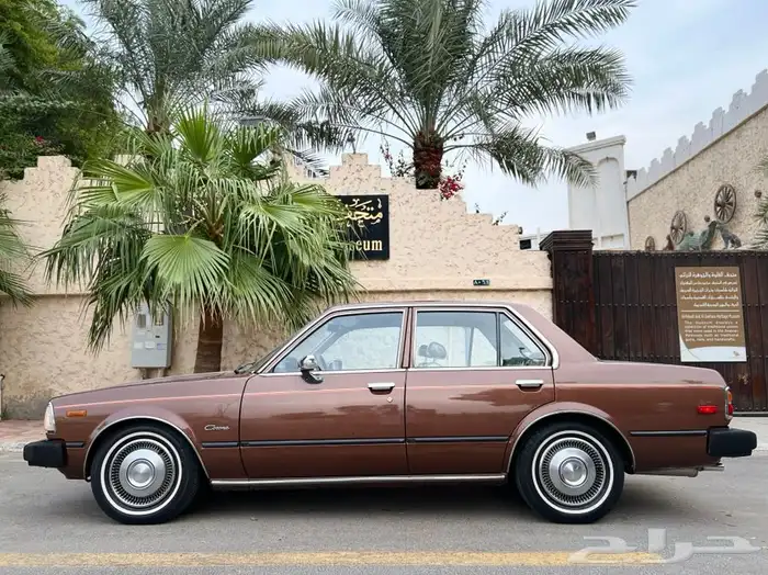 تويوتا كرونا كلاسيك 1980 شد بلد مخزنه وكالة ( تم البيع ) . 11