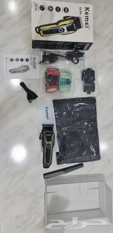 ماكينة حلاقة متكاملة مع جميع الملحقات 0