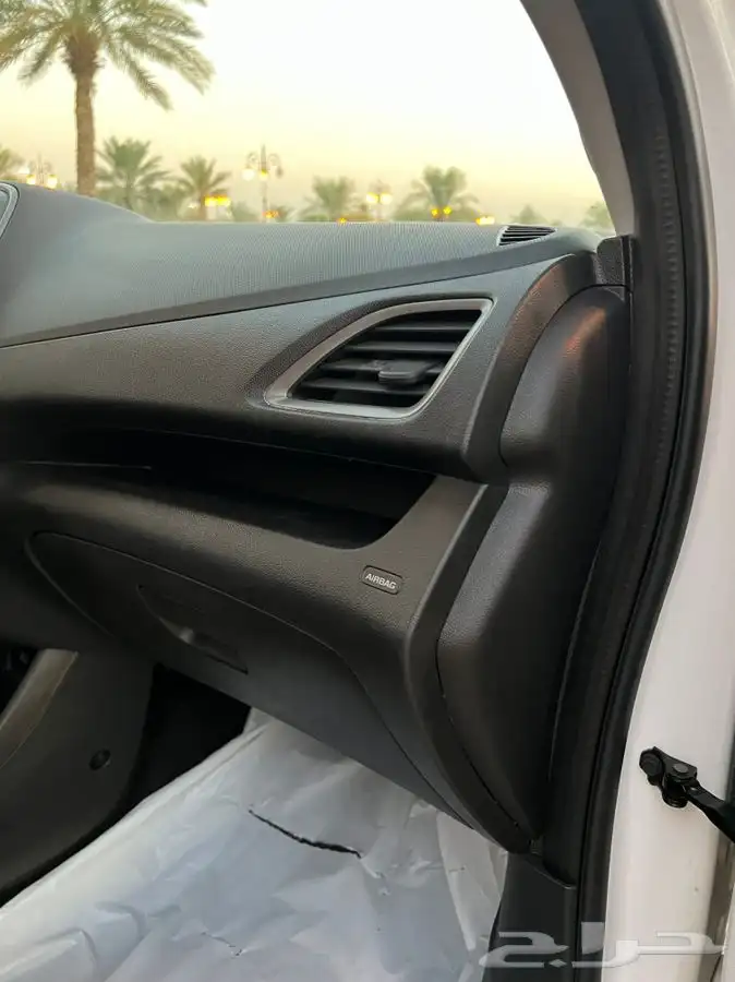سبارك مديل 2020 تم البيع 47