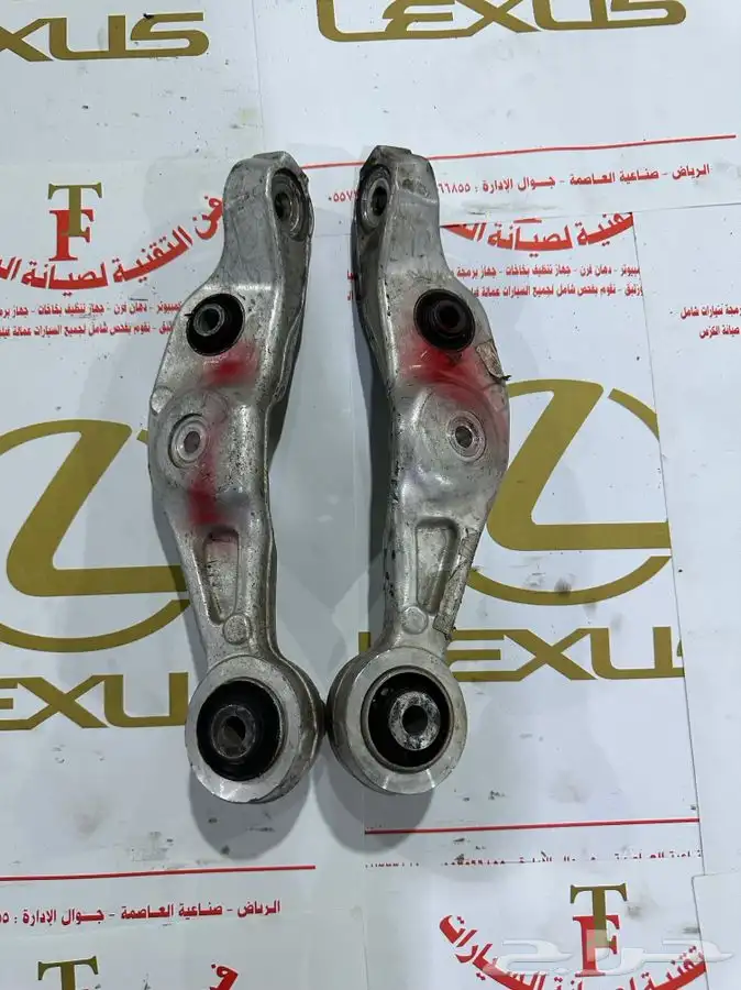 قطع غيار لكزس 4