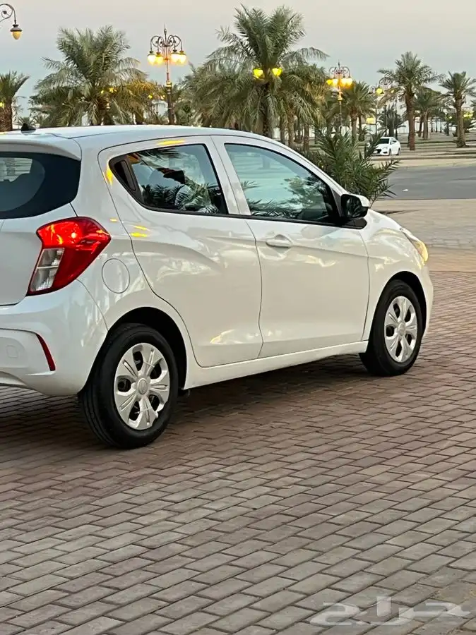 سبارك مديل 2020 تم البيع 12