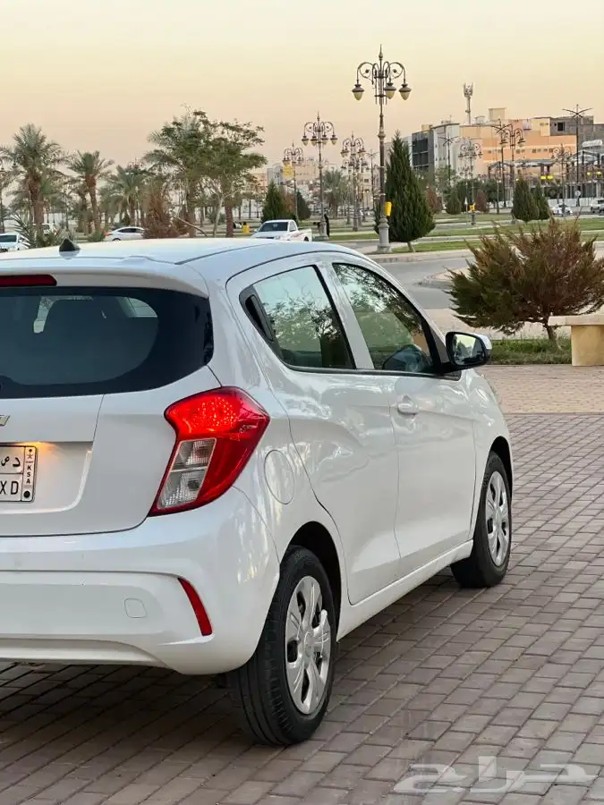 سبارك مديل 2020 تم البيع 10