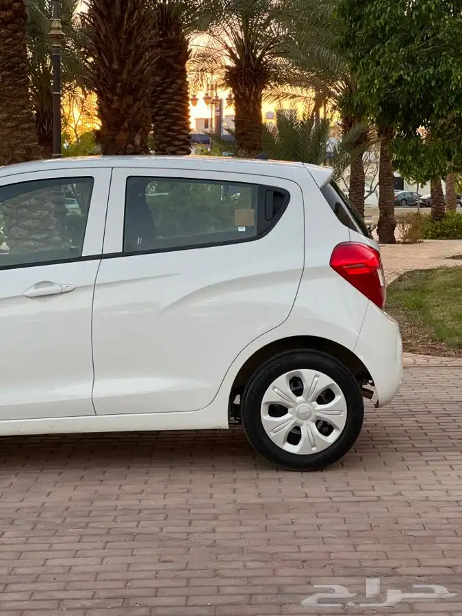سبارك مديل 2020 تم البيع 9