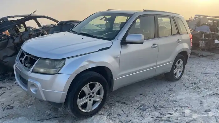 زوزكي فيتارا تشليح 2007 السياره في البحرين 4