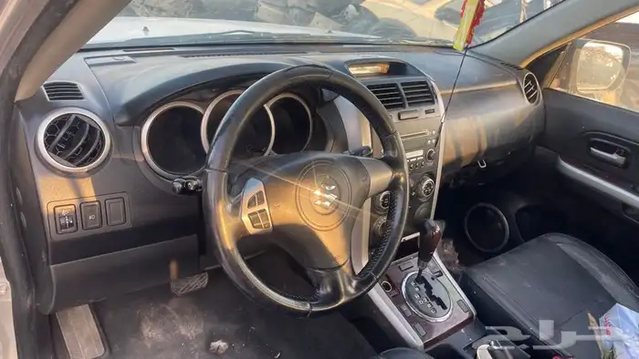 زوزكي فيتارا تشليح 2007 السياره في البحرين 5