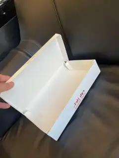 طباعه اكياس عبايات بوكسات ليبل قماش كروت تاق ليبل جلد منيو 6