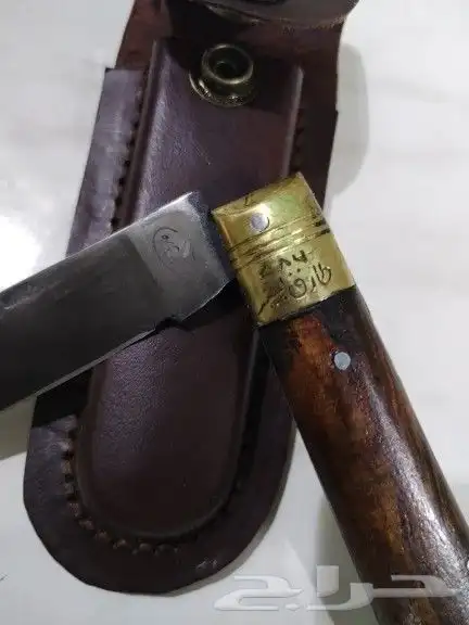 سكين طارق بشير قديمه مخزنه 3