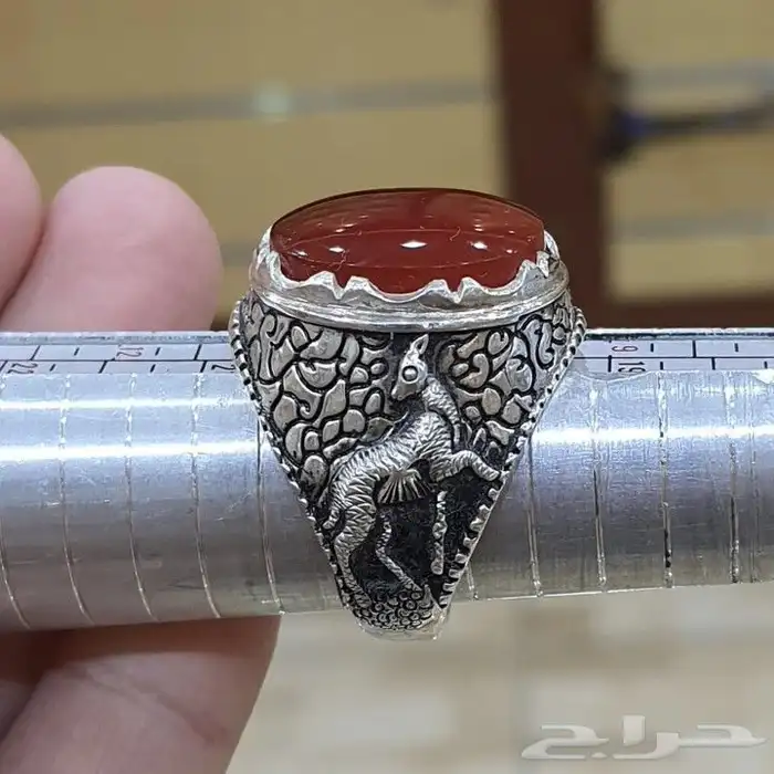 خاتم عقيق يماني احمر على كبدي 4