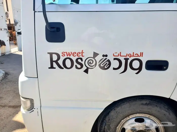 طباعة وتركيب استيكر سيارات 2