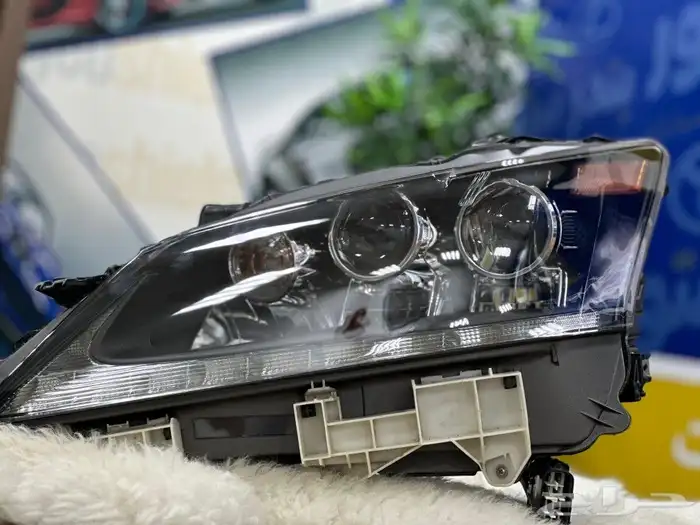 شمعات جي اس GS 350 موديل 2015 ثلاث عدسات 3