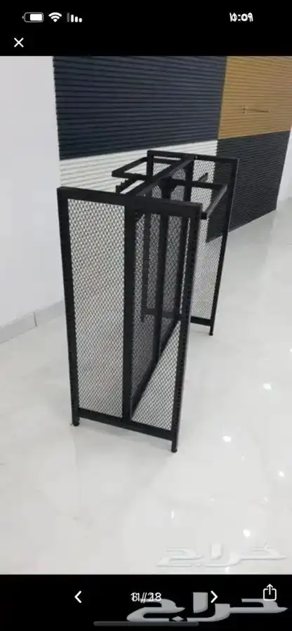 استاندات مراكز. منبر خشبي حسب الطلب 6