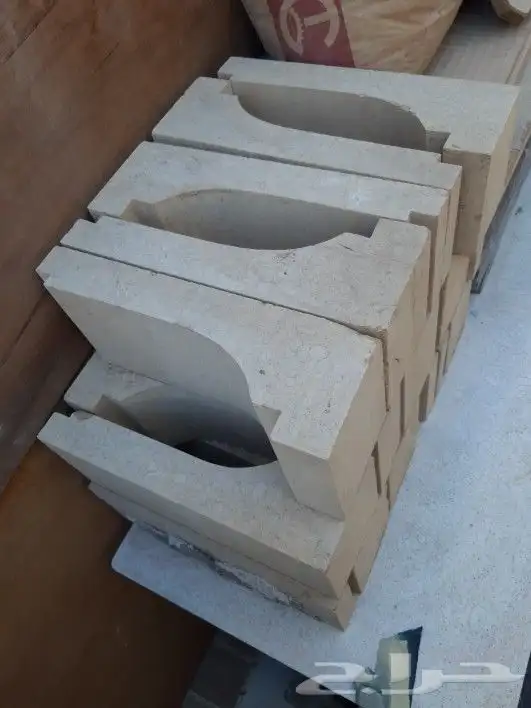 حجر كريمي واصفر للبيع 1