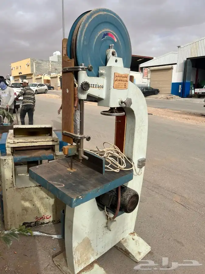 معدات نجارة للبيع 24