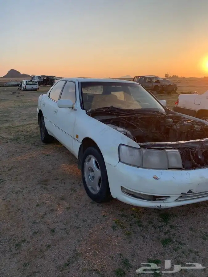 لكزس ls400 موديل 92 قطع غيار تشليح 2